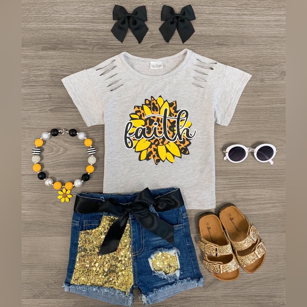 “Faith" Gray Sunflower & Distressed Short Set